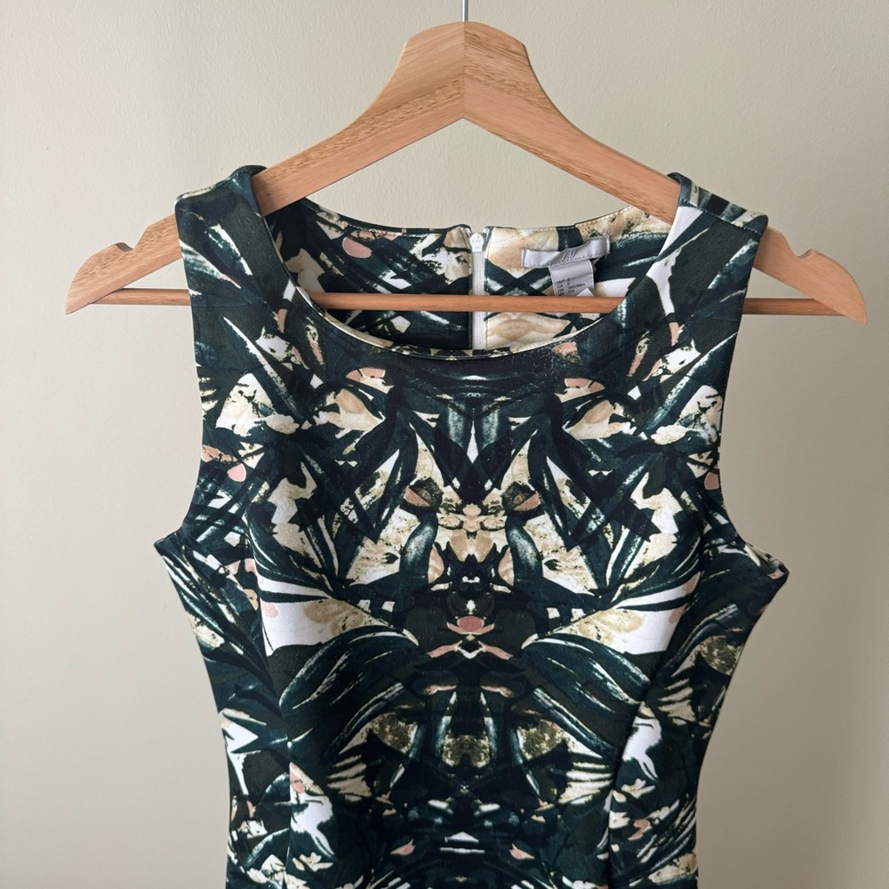 H&M Green and Black Patterned Dress